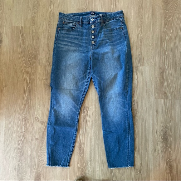 Curvy True Skinny Jeans // GAP - Picture 6 of 9